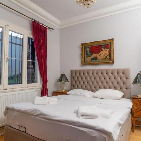 Bueyuek Apartament