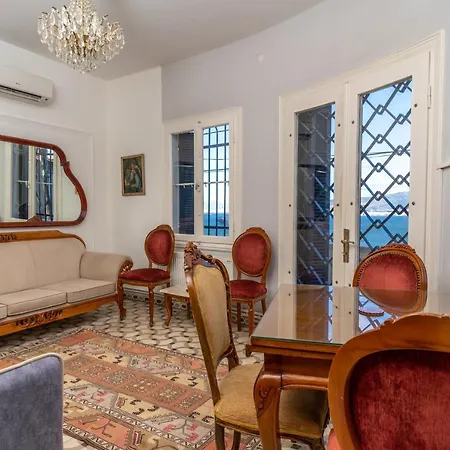 Apartament Bueyuek