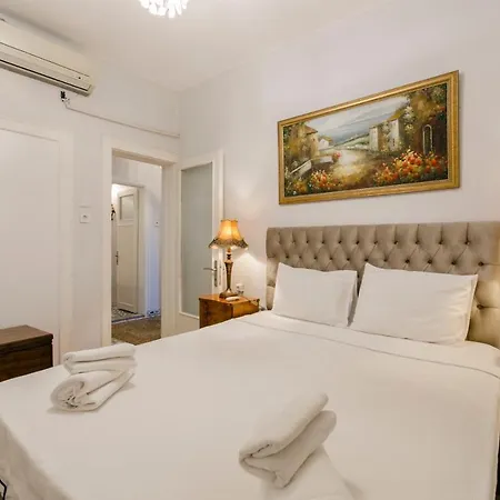 Bueyuek Apartament