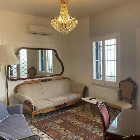 Bueyuek Izmir