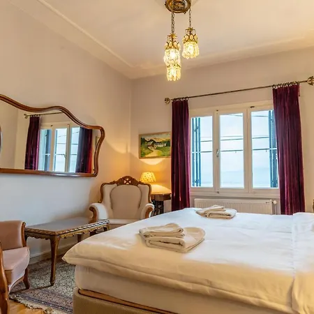 Bueyuek Apartment Izmir