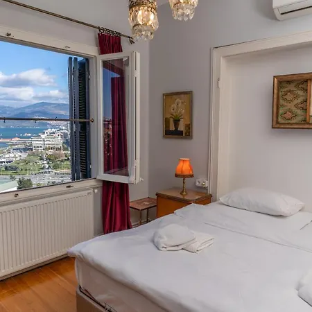 Bueyuek Apartment Izmir