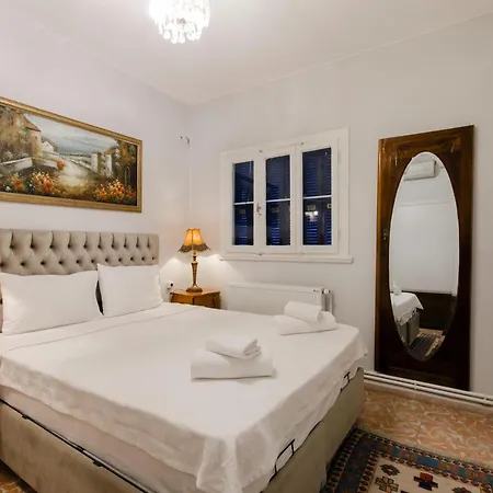 Bueyuek * איזמיר