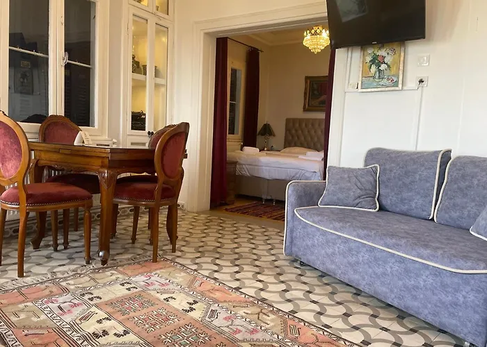 Apartman Bueyuek İzmir