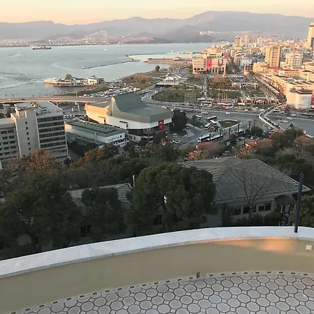 بويوك كوناك * إزمير