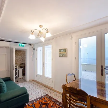 بويوك كوناك *