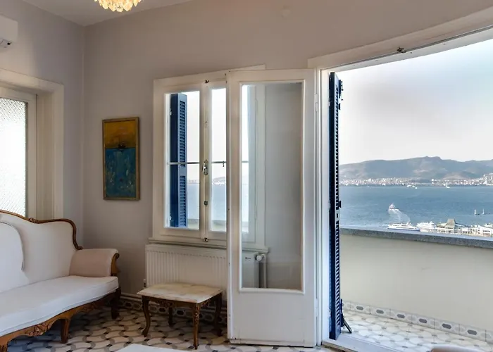 Bueyuek Apartmán İzmir